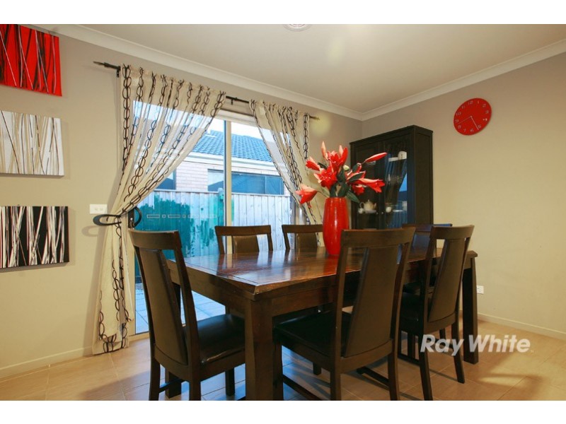 106 Boland Drive, Lyndhurst VIC 3975