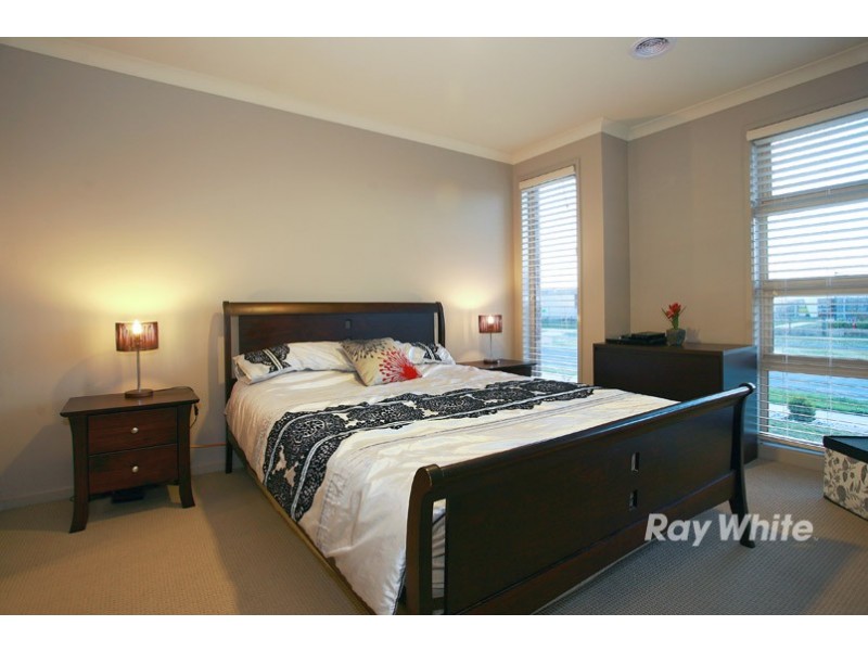 106 Boland Drive, Lyndhurst VIC 3975