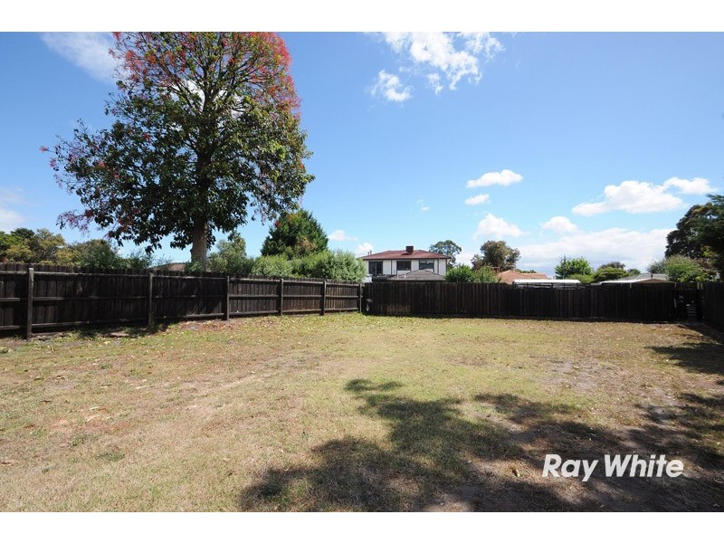 3 Haven Court, Cranbourne VIC 3977