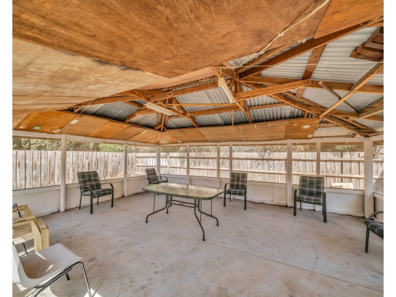 5 Charlotte Place, Cranbourne West VIC 3977