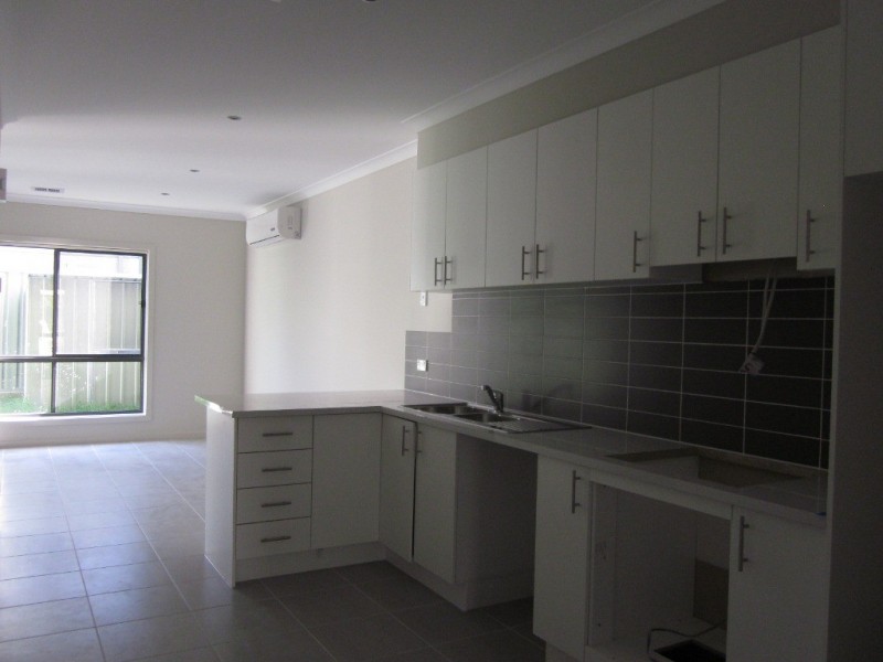 7/180 Henry Road, Pakenham VIC 3810