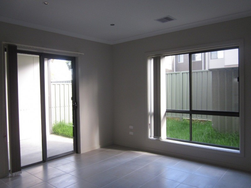 7/180 Henry Road, Pakenham VIC 3810