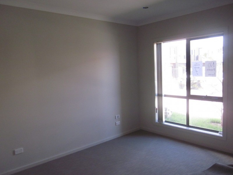7/180 Henry Road, Pakenham VIC 3810