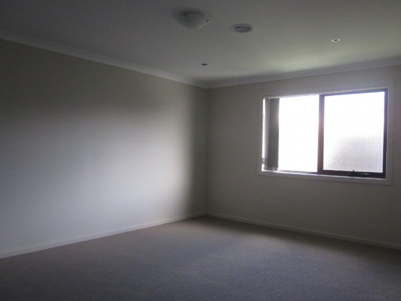 7/180 Henry Road, Pakenham VIC 3810
