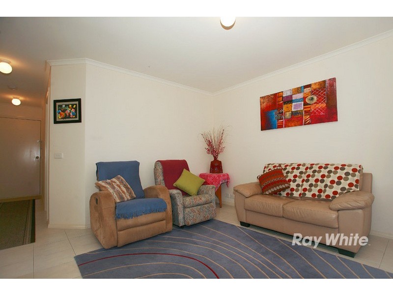 2/95-101 Breens Road, Cranbourne West VIC 3977