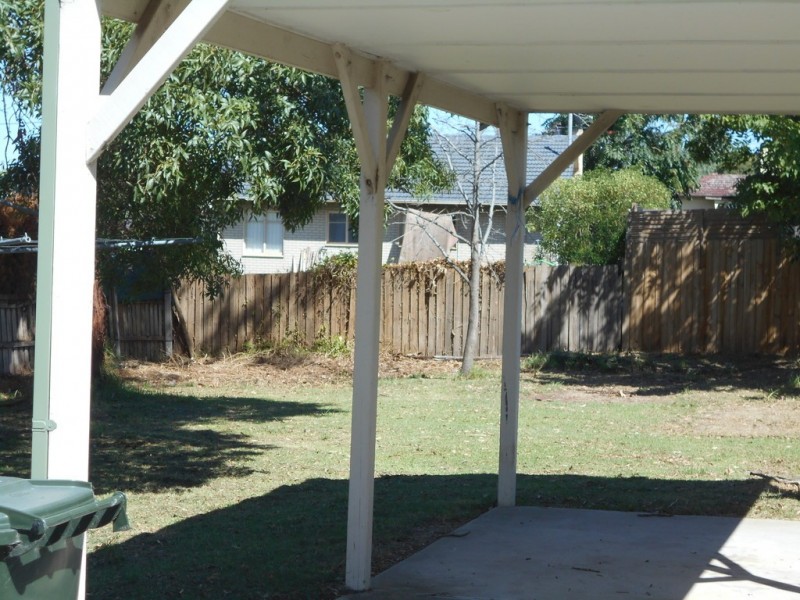 15 Tristania Street, Doveton VIC 3177