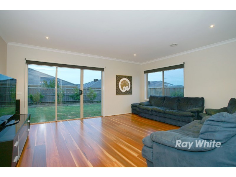 40 Balladonia Gum Circuit, Lyndhurst VIC 3975