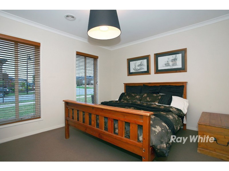 40 Balladonia Gum Circuit, Lyndhurst VIC 3975