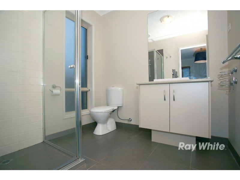 40 Balladonia Gum Circuit, Lyndhurst VIC 3975