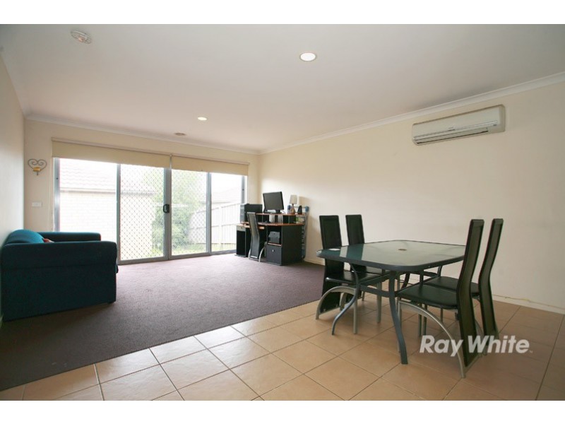 104 Majestic Boulevard, Cranbourne VIC 3977