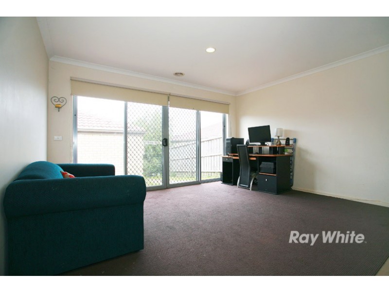 104 Majestic Boulevard, Cranbourne VIC 3977