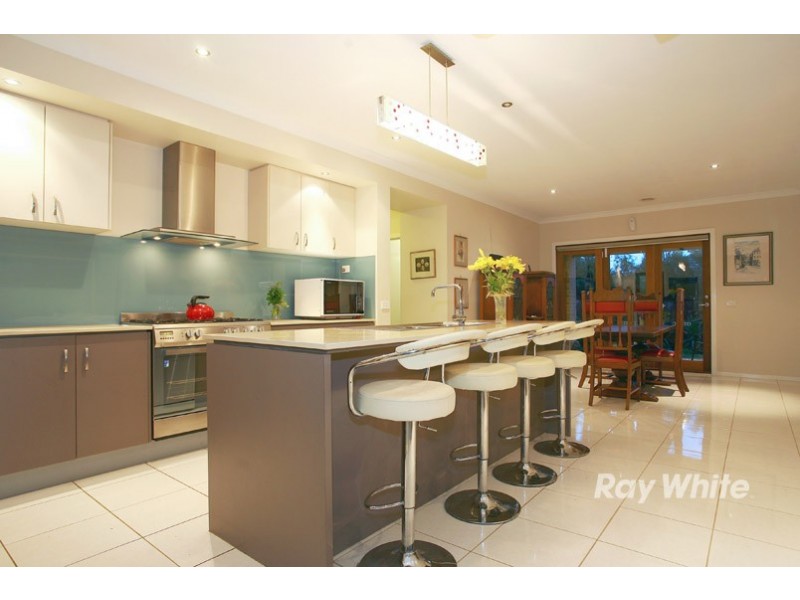 6 Aquanita Close, Lyndhurst VIC 3975