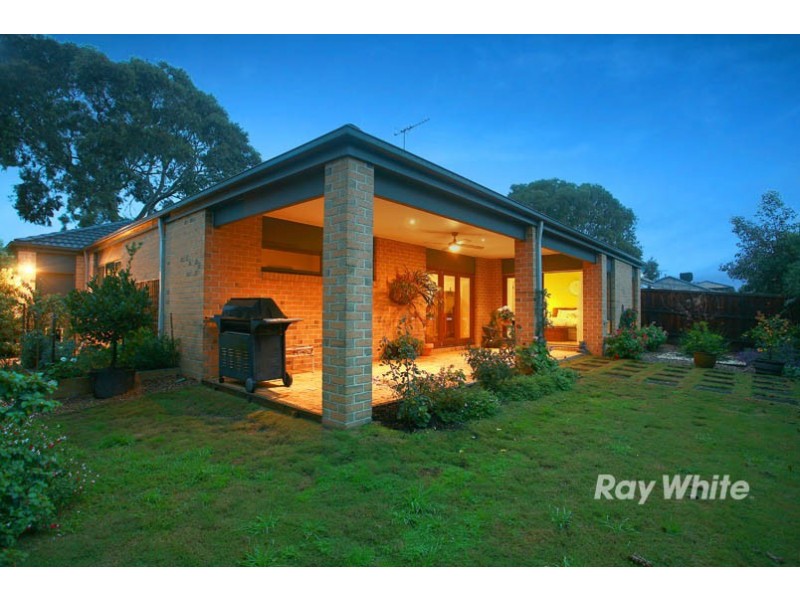 6 Aquanita Close, Lyndhurst VIC 3975