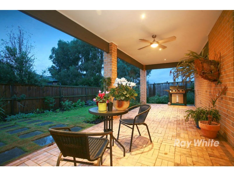 6 Aquanita Close, Lyndhurst VIC 3975