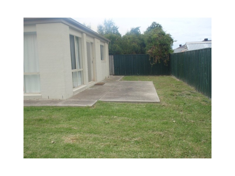 19 Lansbury Drive, Narre Warren South VIC 3805