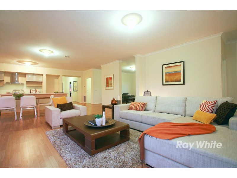 75 Melington Drive, Lyndhurst VIC 3975