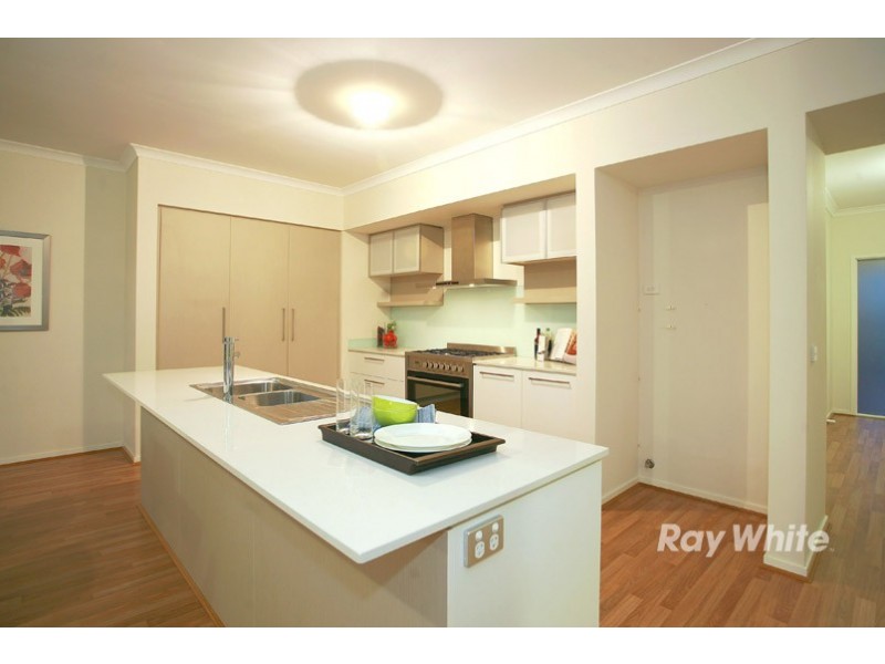 75 Melington Drive, Lyndhurst VIC 3975