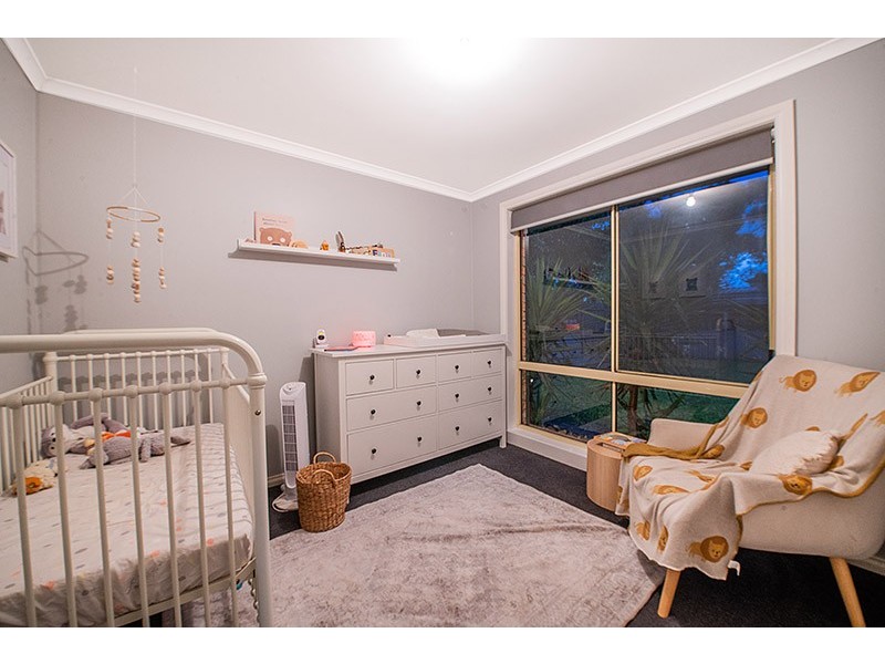 25 Stephellen Way, Cranbourne West VIC 3977