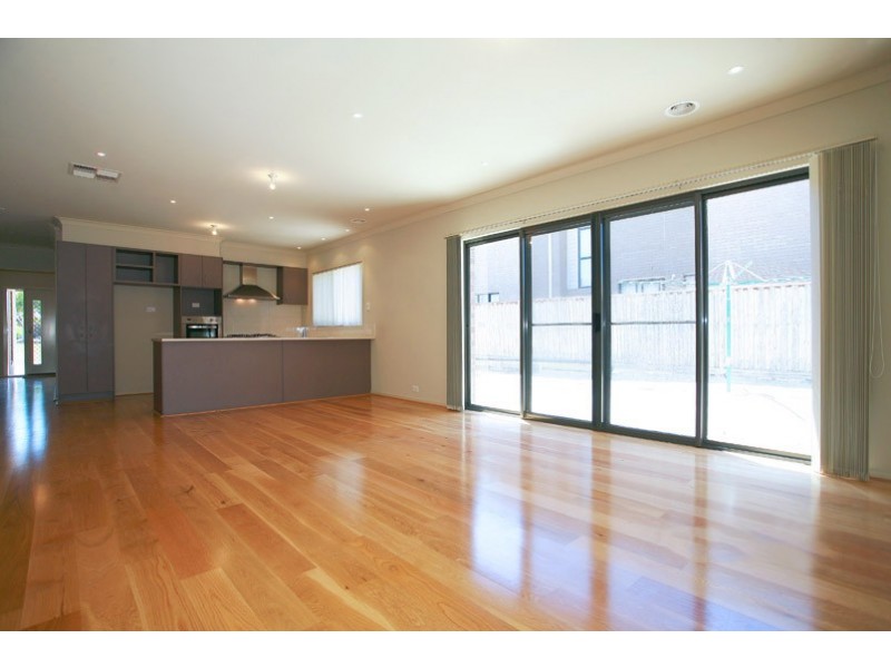 49 Premier Drive, Berwick VIC 3806