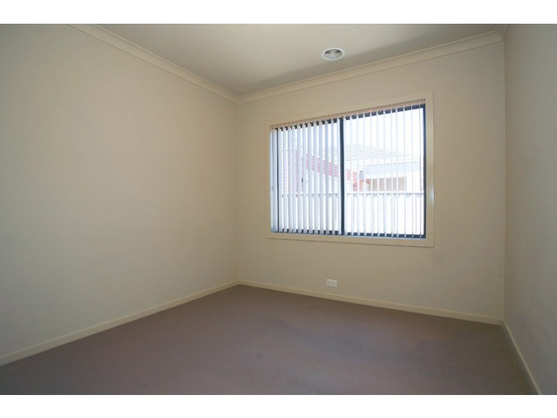 49 Premier Drive, Berwick VIC 3806