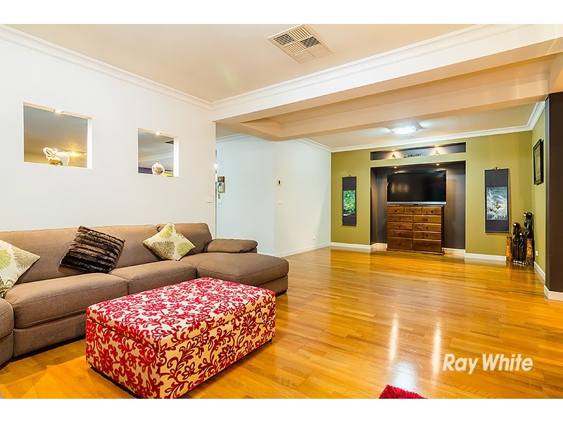 21 Moreton Bay Boulevard, Lyndhurst VIC 3975