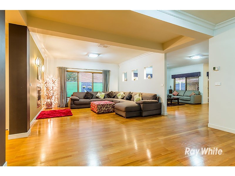 21 Moreton Bay Boulevard, Lyndhurst VIC 3975