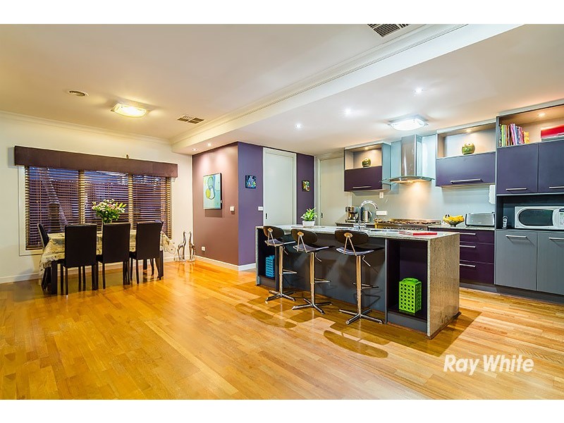 21 Moreton Bay Boulevard, Lyndhurst VIC 3975