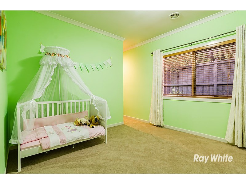 21 Moreton Bay Boulevard, Lyndhurst VIC 3975