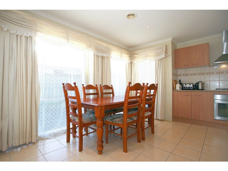 47 Briarcrest Drive, Cranbourne East VIC 3977
