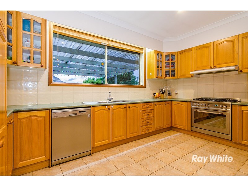 30 Horsfield Street, Cranbourne North VIC 3977