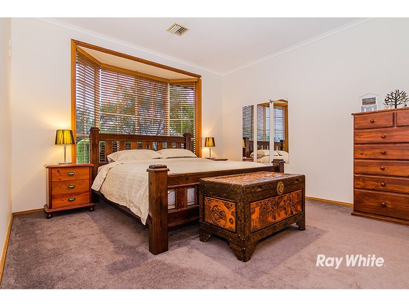 30 Horsfield Street, Cranbourne North VIC 3977