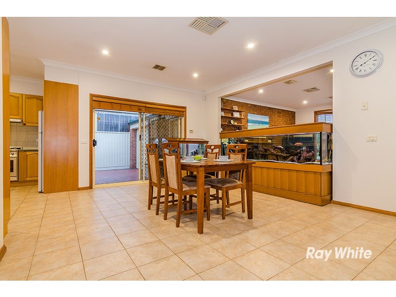 30 Horsfield Street, Cranbourne North VIC 3977