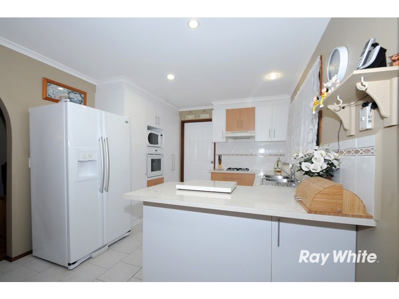 14 Toirram Crescent, Cranbourne VIC 3977