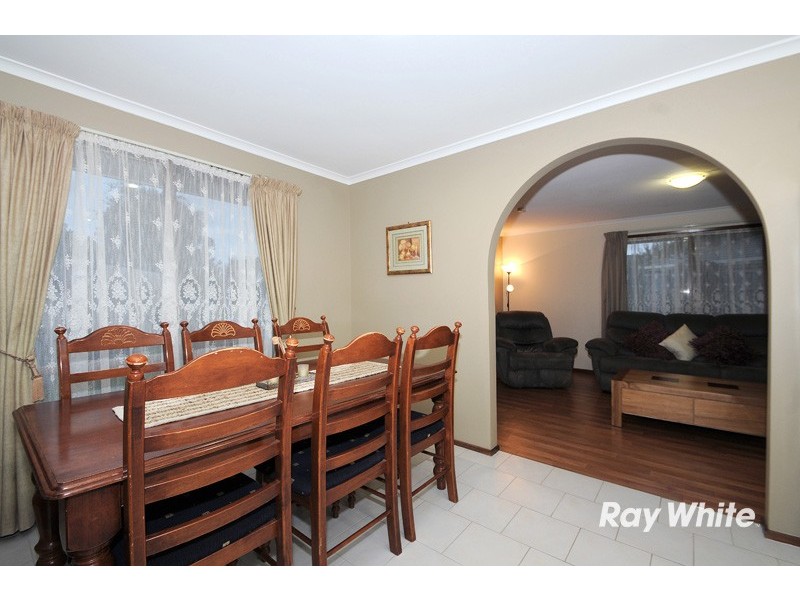 14 Toirram Crescent, Cranbourne VIC 3977