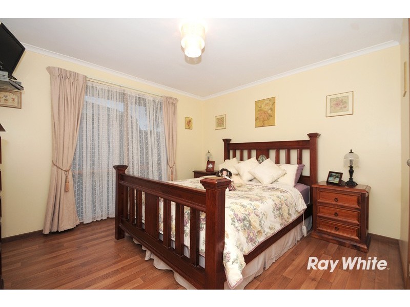 14 Toirram Crescent, Cranbourne VIC 3977