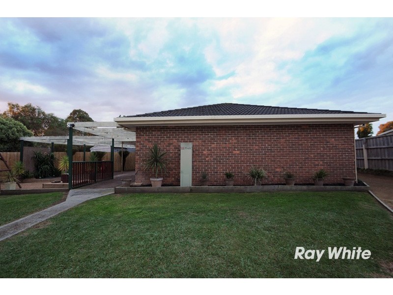 14 Toirram Crescent, Cranbourne VIC 3977