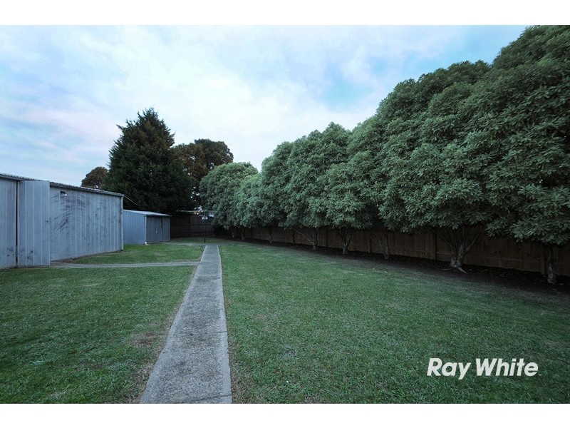 14 Toirram Crescent, Cranbourne VIC 3977