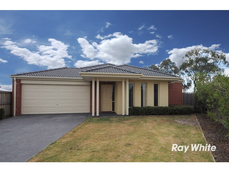 82 Gregson Grove, Lyndhurst VIC 3975