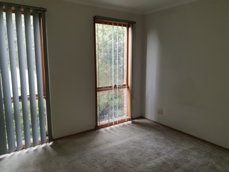 5 Plaistow Court, Cranbourne North VIC 3977