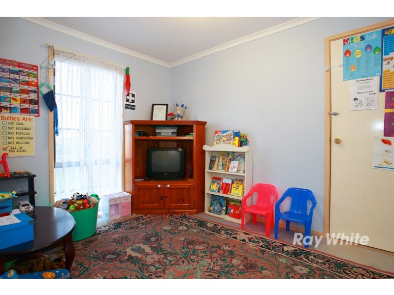 24 Seacombe Place, Cranbourne VIC 3977