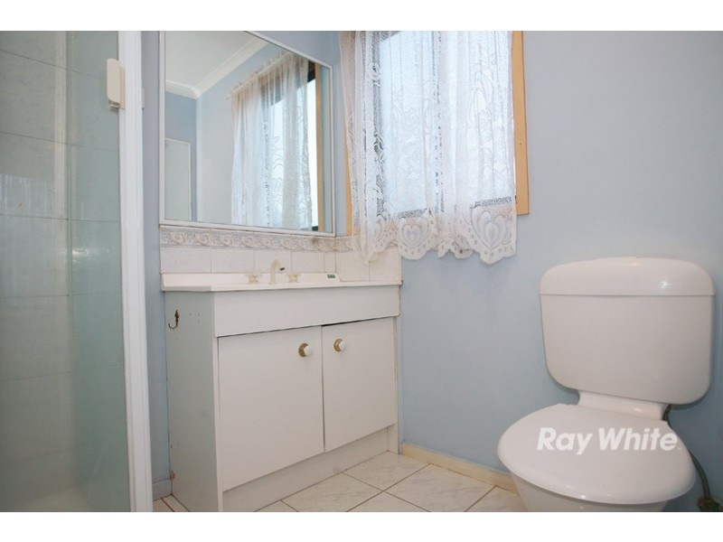 24 Seacombe Place, Cranbourne VIC 3977