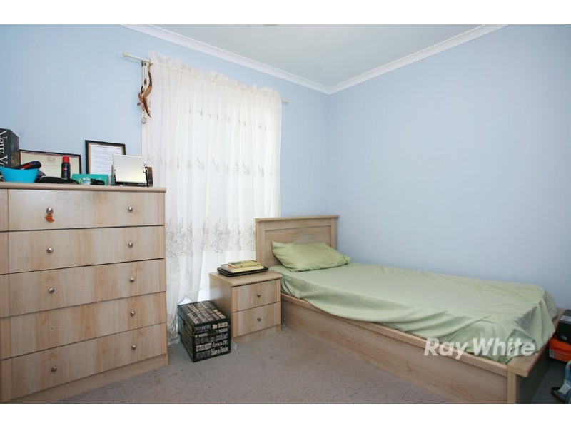 24 Seacombe Place, Cranbourne VIC 3977