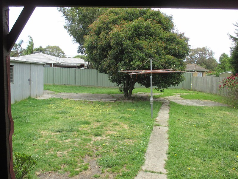 5 McMillan Court, Cranbourne North VIC 3977
