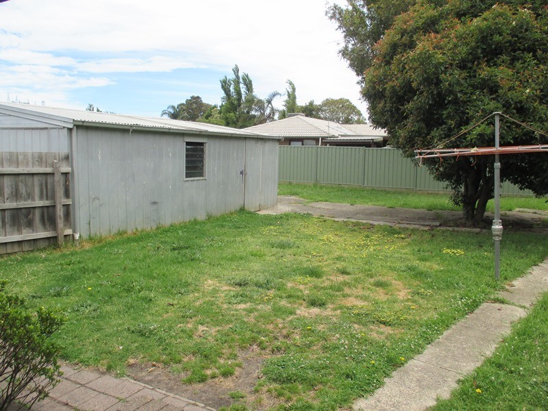 5 McMillan Court, Cranbourne North VIC 3977