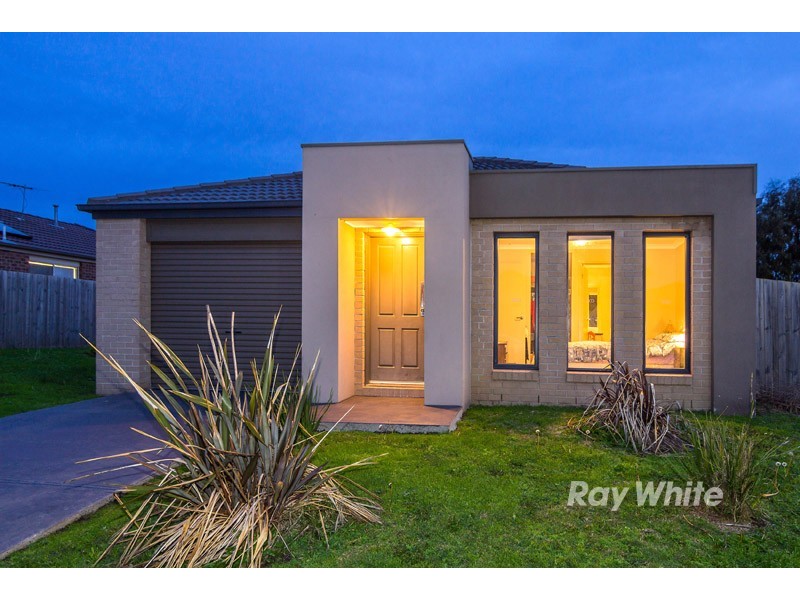 23 Kulkami Way, Cranbourne West VIC 3977