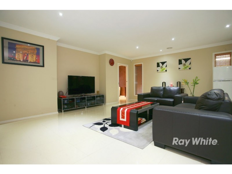 30 Tobin Way, Lyndhurst VIC 3975