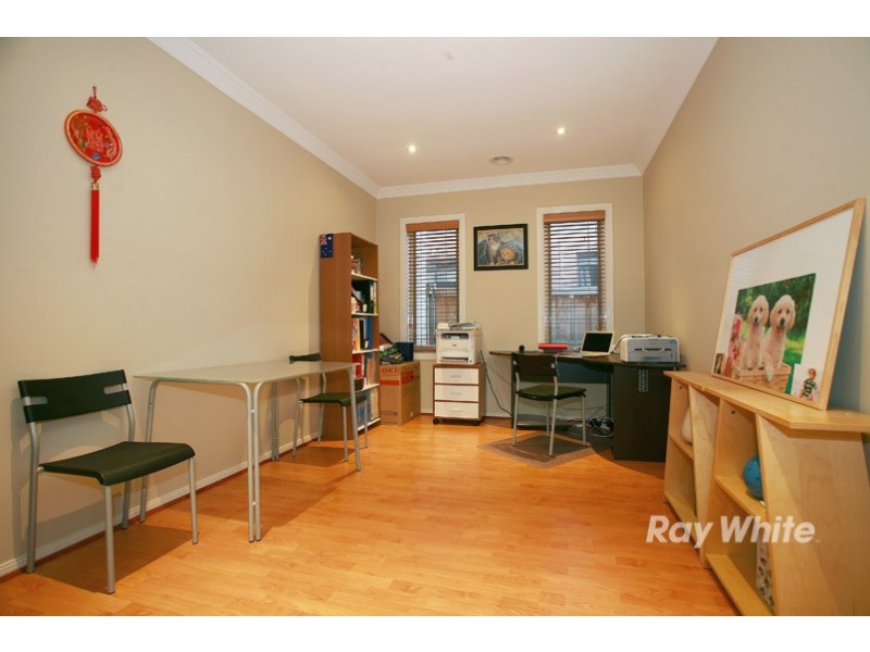 30 Tobin Way, Lyndhurst VIC 3975