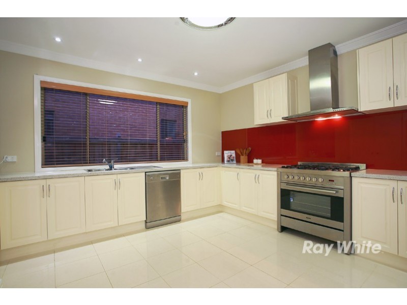 30 Tobin Way, Lyndhurst VIC 3975