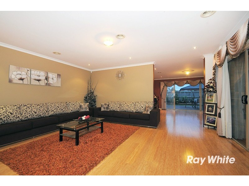 148 Boland Drive, Lyndhurst VIC 3975