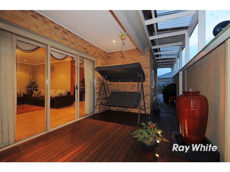 148 Boland Drive, Lyndhurst VIC 3975